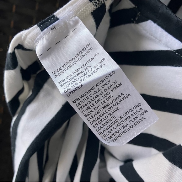 Zenergy Chico's Navy and White Striped Short Sleeve Tee Sz 2 Large - Picture 15 of 15